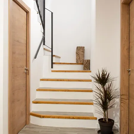 Mar De Fonts Ain Ahin