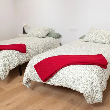 Mar De Fonts Ain * Ahin